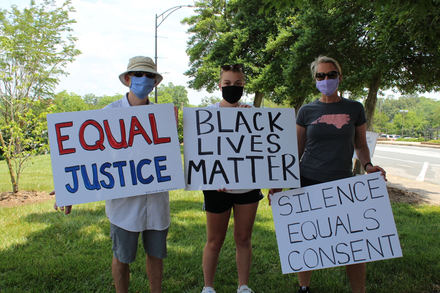 HKY demonstration (6).JPG